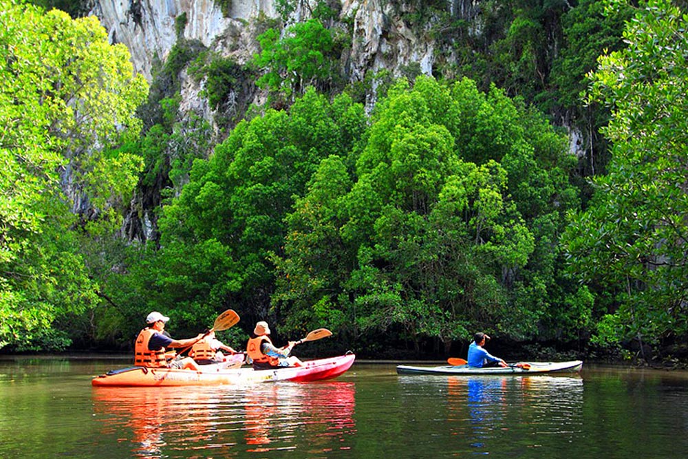 พายเรือคายัค กระบี่